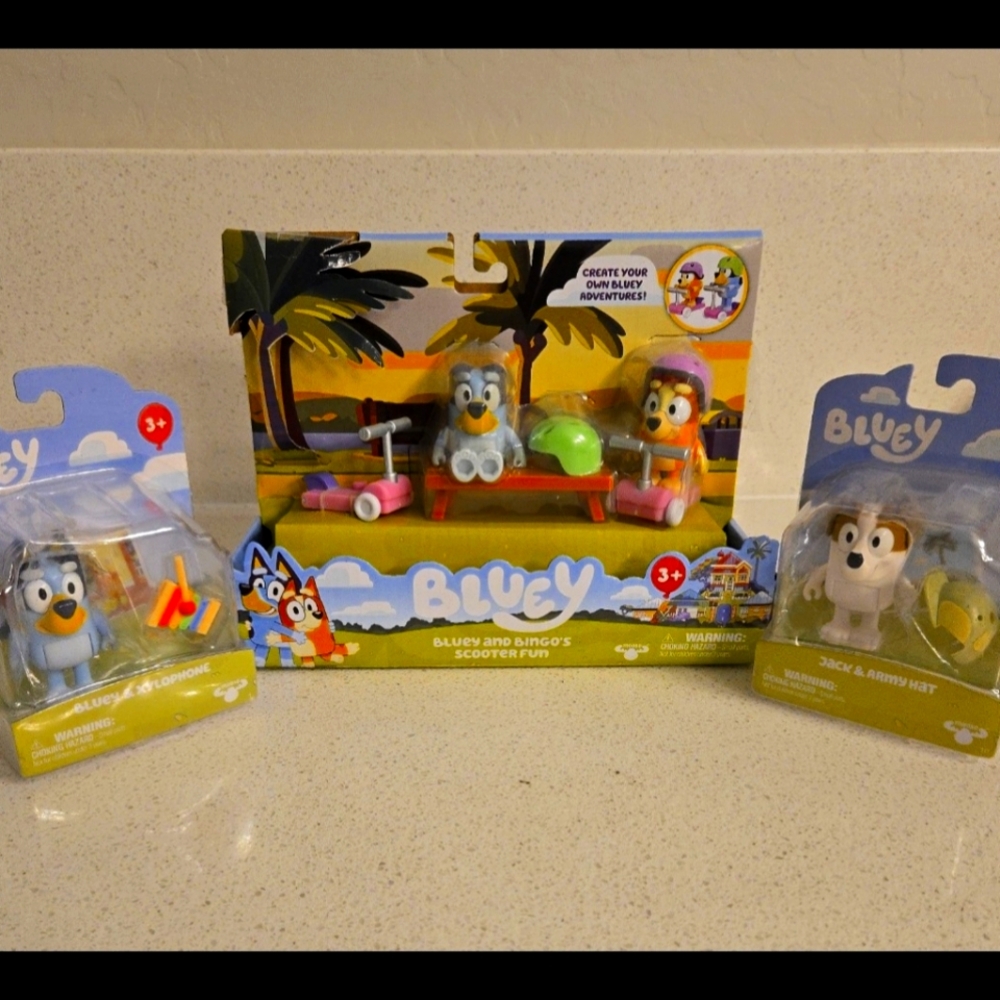 Bluey Figurine Sets